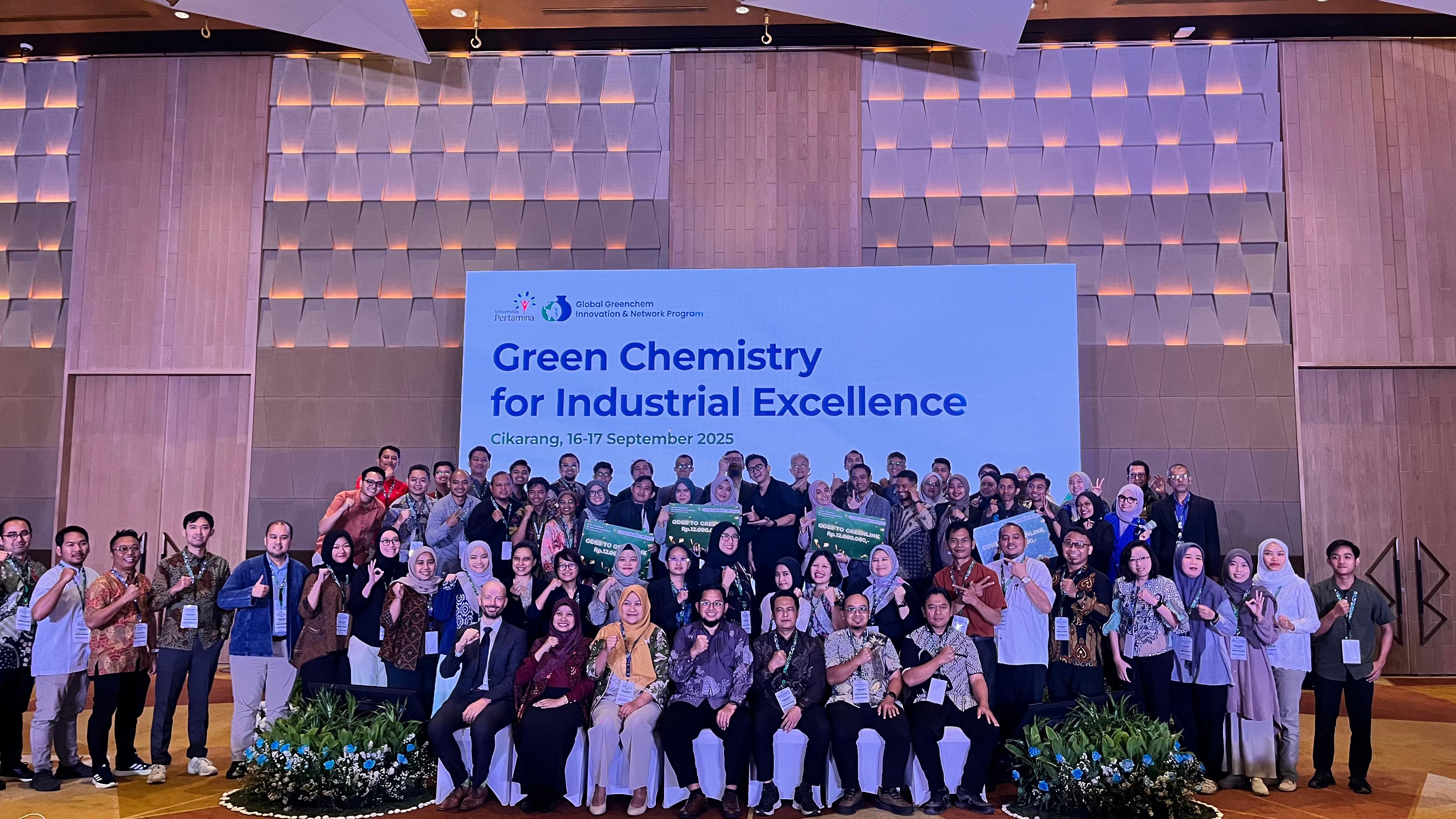 Produk Cajupach USK Masuk Empat Besar Startup Terbaik Nasional di Ajang Greenovate 2025